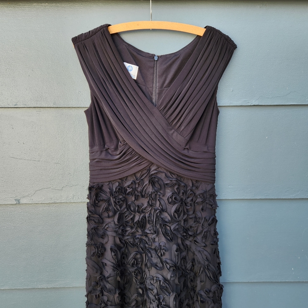 Patra Black Rosette Embellished V-Neck Jersey Dress 13390 - Size 8 - Picture 2 of 12